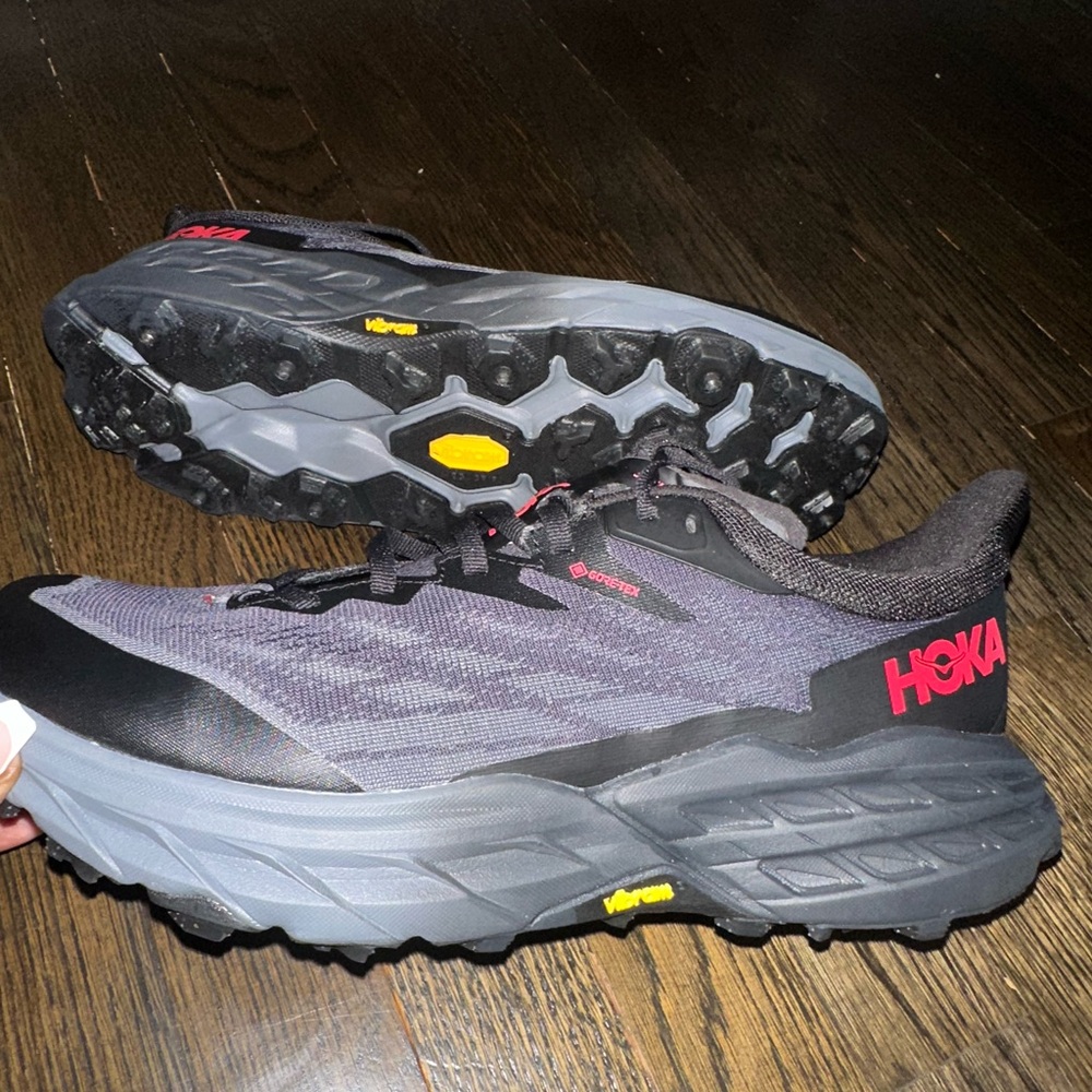 HOKA Women's Speedgoat 5 GTX Spike Gore-Tex